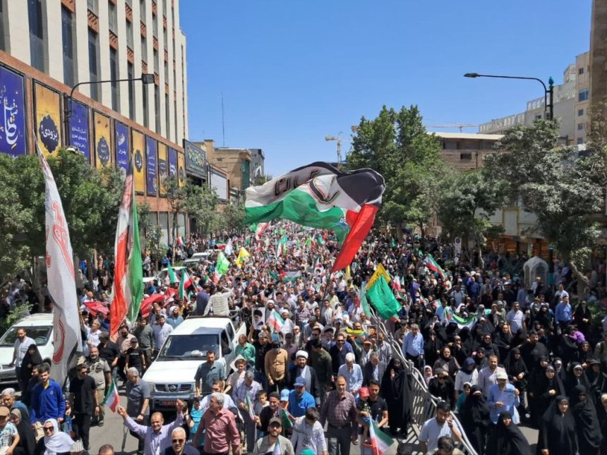 إيران.. مسيرات حاشدة تنديدا بالهجمات الإسرائيلية