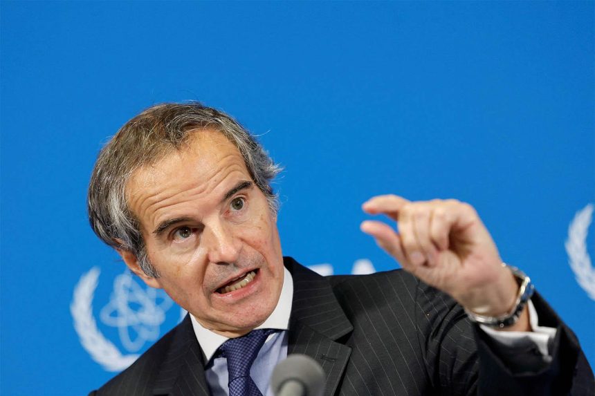 غروسي: لا يوجد نشاط إشعاعي يهدد المدنيين لكن ذلك يمكن أن يحدث ونحن نتابع ذلك بدقة