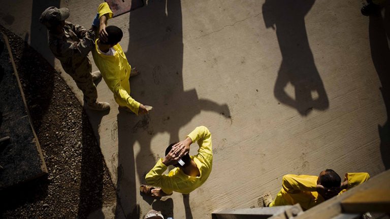 القبض على 4 سجناء هربوا أثناء تسفيرهم من بغداد إلى سجن ميسان