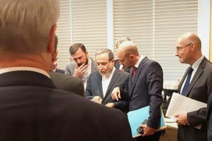 مسؤول إيراني لرويترز: المقترحات الأوروبية في جنيف غير واقعية