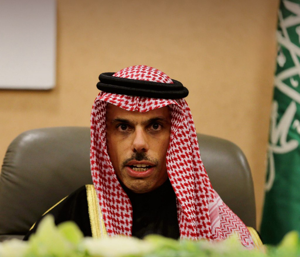 ‏وزير الخارجية السعودي: ندين الاعتداءات الإسرائيلية السافرة تجاه إيران