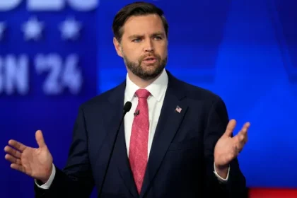 نائب ترامب: أميركا لا تريد تغيير النظام بإيران