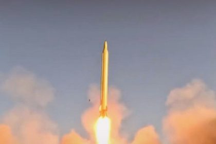 اكسيوس: إيران أطلقت 6 صواريخ على قواعد أميركية في قطر