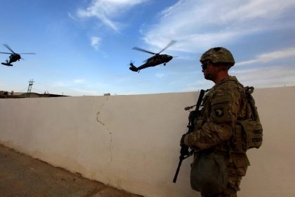 مصدر: رفع حالة التأهب في القواعد الامريكية بالعراق