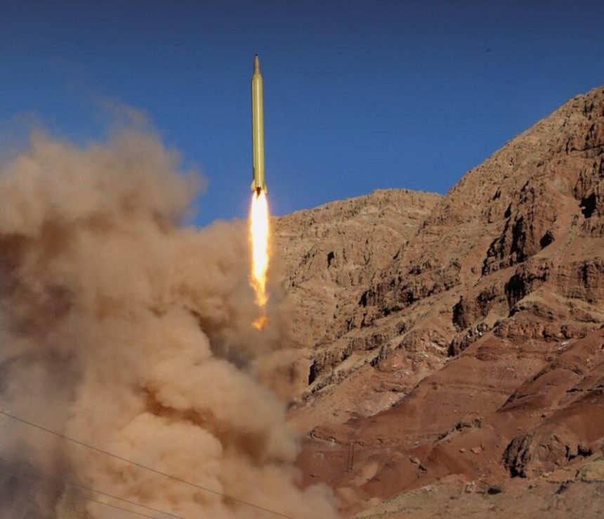 القوات الإيرانية: الرد على العدوان الامريكي بدأ بعملية مشتركة للحرس الثوري والجيش