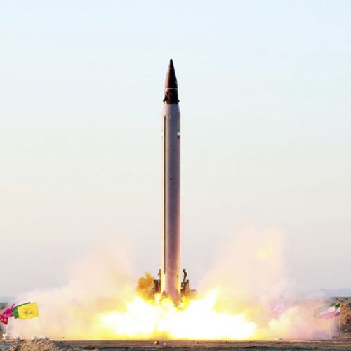 مسؤول أمريكي: نحن على علم مسبق بشأن الهجوم الصاروخي الإيراني على قطر