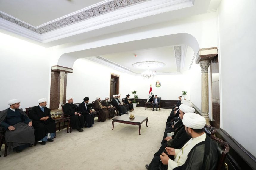 السوداني يؤكد الدور الفاعل لرجال الدين والخطباء في تنمية الوعي