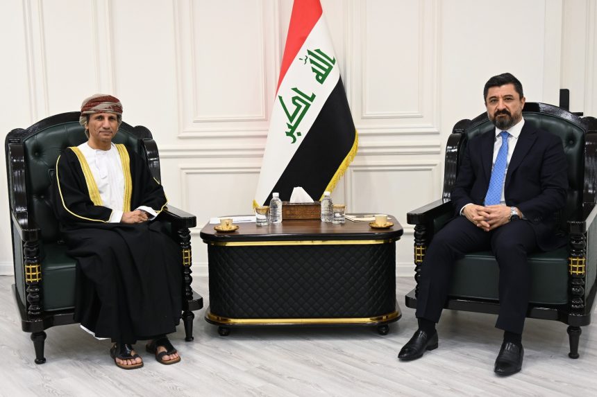 وزير العدل لممثل الامم المتحدة: الحكومة العراقية تولي ملف حقوق الإنسان اهتماماً بالغاً