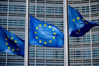 الاتحاد الأوروبي يدعو إلى وقف فوري لإطلاق النار في غزة