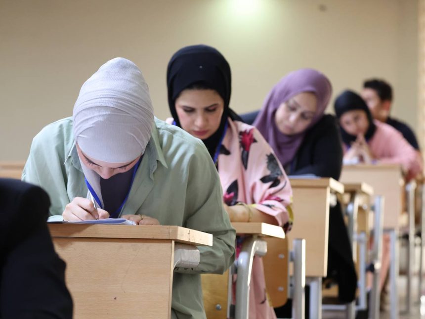 التعليم العالي: انطلاق الامتحان التنافسي للقبول في الدراسات العليا بمشاركة 54 ألف متقدم