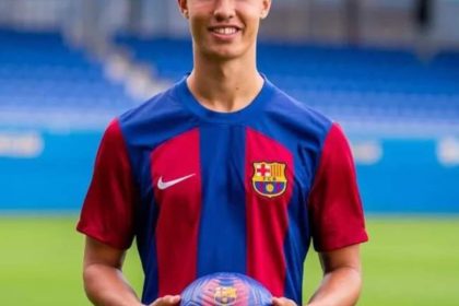 قادماً من برشلونة.. شتوتجارت يتعاقد مع نوح درويش حتى 2029