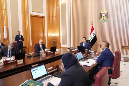 مجلس الوزراء يخصص الأراضي ضمن السياج الأمني لمطار بغداد إلى وزارة النقل