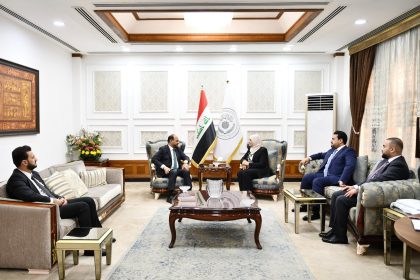 محافظ الأنبار يبحث مع وزير المالية دعم المشاريع الخدمية للمحافظة