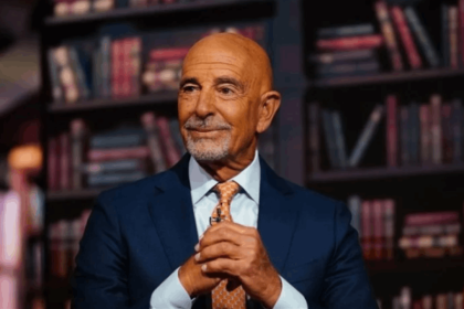 لتسلم رد لبنان على الترتيبات الأمنية.. المبعوث الأميركي يصل إلى بيروت