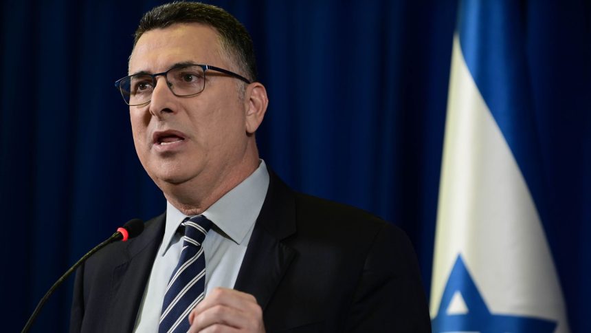 إعلام عبري: وزير الخارجية جدعون ساعر يقدّم استقالته من الكنيست