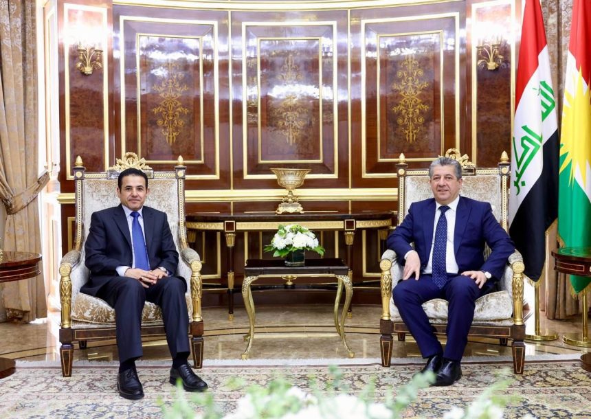 الاعرجي وبارزاني يؤكدان ضرورة التنسيق بين بغداد واربيل وتركيا بشأن حل حزب العمال لنفسه