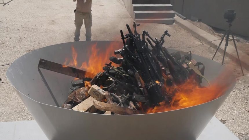 العمال الكردستاني: مستعدون للانخراط في السياسة وإطلاق سراح أوجلان شرطنا لاستمرار إلقاء السلاح