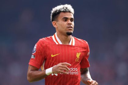 بايرن ميونخ يطارد دياز ومطالب ليفربول تصدمه