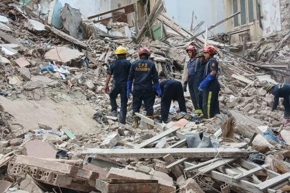 مصر.. انهيار عقار مأهول بالسكان وسقوط ضحايا