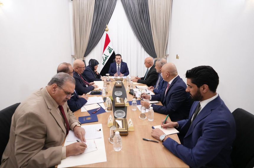 السوداني يوجه وزارة المالية بتقديم خطة متكاملة لحل ملف خريجي ذوي المهن الطبية