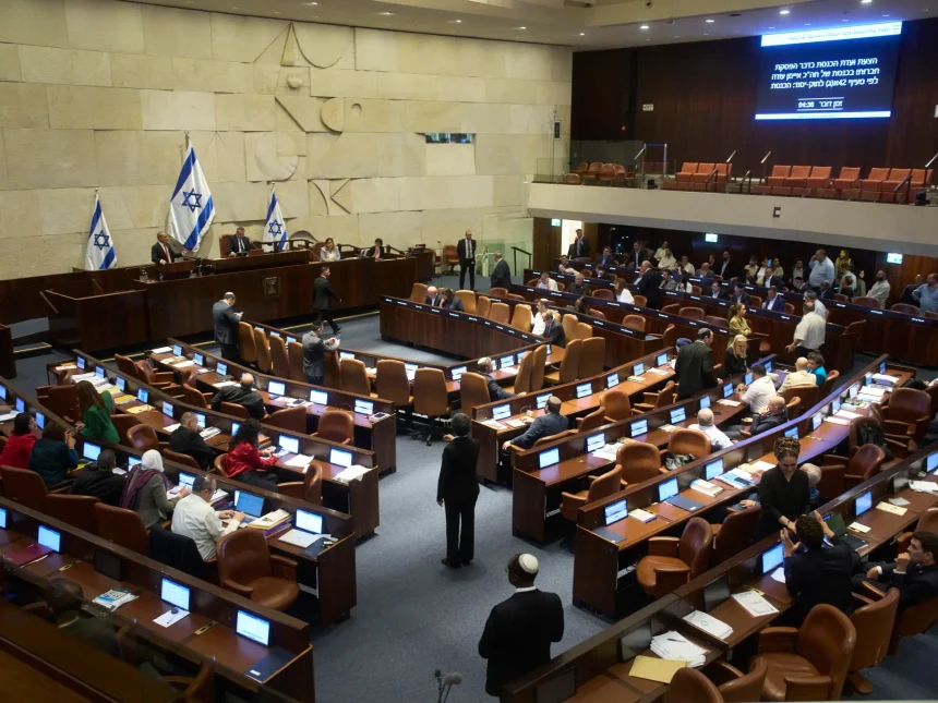 الكنيست الإسرائيلي يصوت لمشروع قانون يدعو لفرض السيادة على الضفة الغربية وغور الأردن
