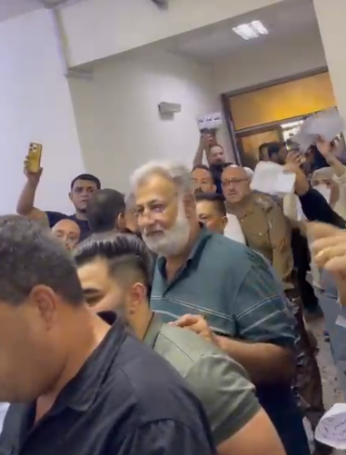 احتجاجات لموظفي هيئة الأنواء للمطالبة بإقالة مديرها العام: يقطع الرواتب ولا يمنح إجازات