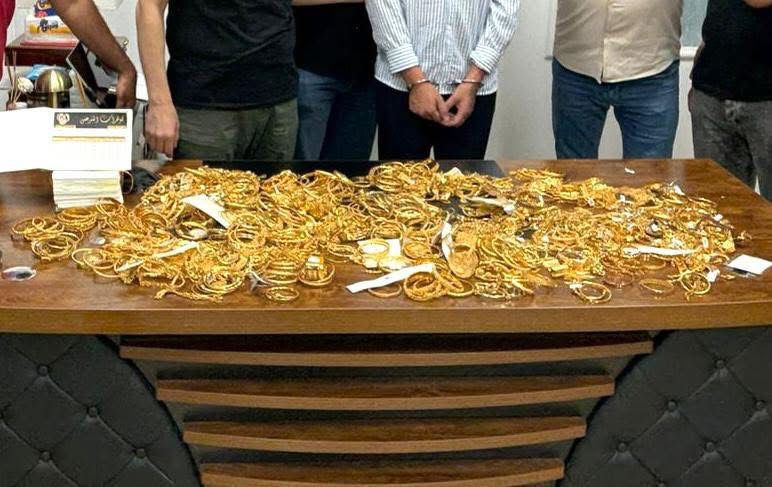 اعتقال متهم بسرقة مصوغات ذهبية بـ4 مليارات دينار من احدى المحال في الاعظمية
