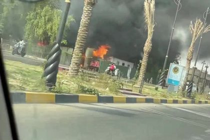 اندلاع حريق بمولدة كهرباء قرب جسر الصرافية وسط بغداد