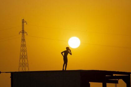 بابل تقرر تعديل أوقات الدوام الرسمي نظراً لارتفاع درجات الحرارة