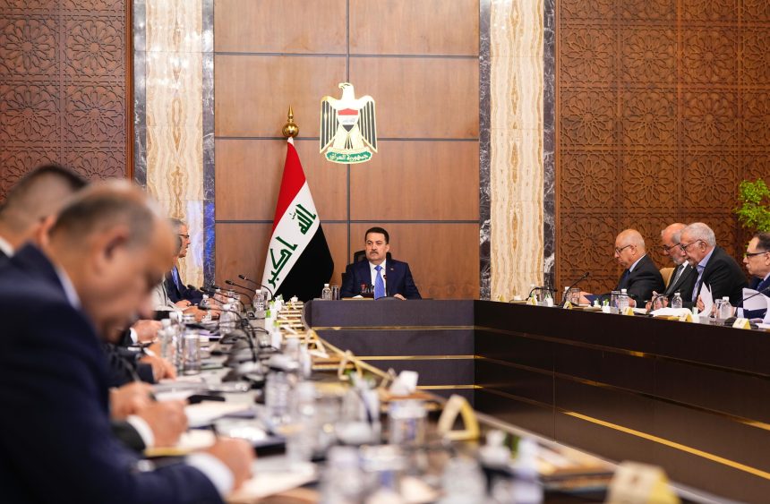 السوداني يعلن انجاز 14 مشروعاً كبيراً لوزارة النفط