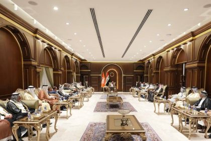 رئيس حزب "تقدم" الرئيس محمد الحلبوسي يستقبل عددًا من شيوخ ووجهاء قضاء المدائن في بغداد