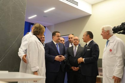 السوداني: الحكومة أولت اهتمامًا بالقطاع الصحي والامن الدوائي عبر دعم منتجي الأدوية