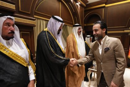 شيوخ ووجهاء قبيلة عزة يؤكدون حرصَهم على الإدلاء بأصواتهم وتأييدهم لمرشَّحي حزب تقدم