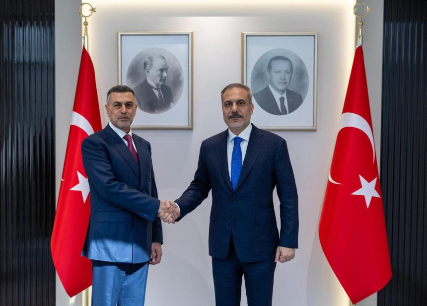 في زيارة رسمية لأنقرة.. محافظ البصرة يبحث مع وزير الخارجية التركي زيادة الاطلاقات المائية