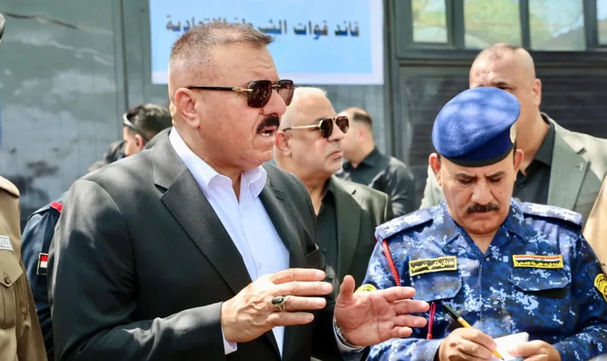 ‏وزير الداخلية يوجه بالابتعاد عن قطع الطرق خلال خطة الزيارة الأربعينية‬