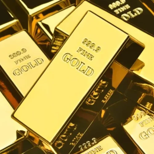 الذهب يقترب من 4200 دولار مدفوعا برهانات خفض الفائدة