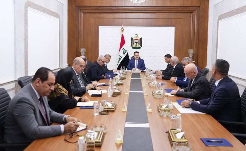 السوداني يوجه باستكمال الإجراءات الخاصة بالمرحلة الأولى لمشروع طريق التنمية