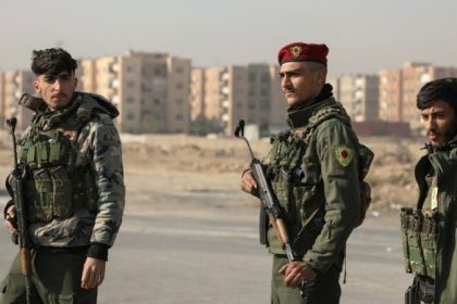 مقتل جندي سوري في اشتباكات مع عناصر من قسد "متسللة" شرق حلب