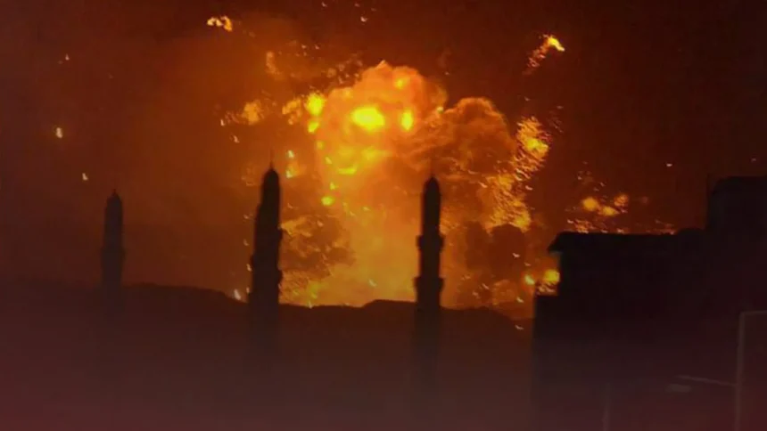 قصف إسرائيلي على محطة كهرباء في صنعاء