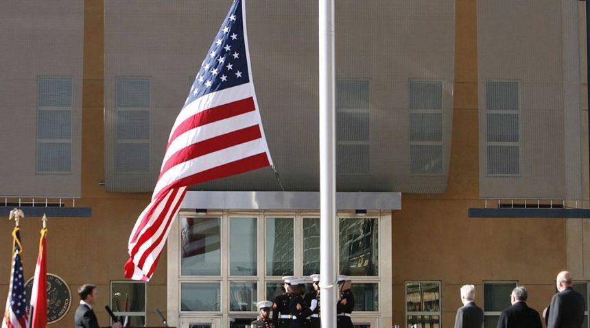 السفارة الأمريكية: انسحاب التحالف الدولي من العراق ليس نهاية عمله لهزيمة تنظيم داعش