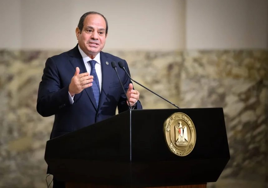 السيسي يؤكد ضرورة البدء الفوري في الإعداد لعقد مؤتمر القاهرة الدولي لإعادة إعمار غزة