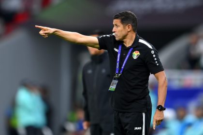 عموتة يدخل التاريخ بأسرع إقالة في الدوري الإماراتي