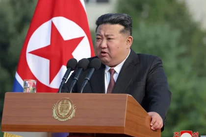كيم يوجّه بتوسيع القدرات النووية لكوريا الشمالية ويهاجم المناورات الأمريكية الكورية الجنوبية