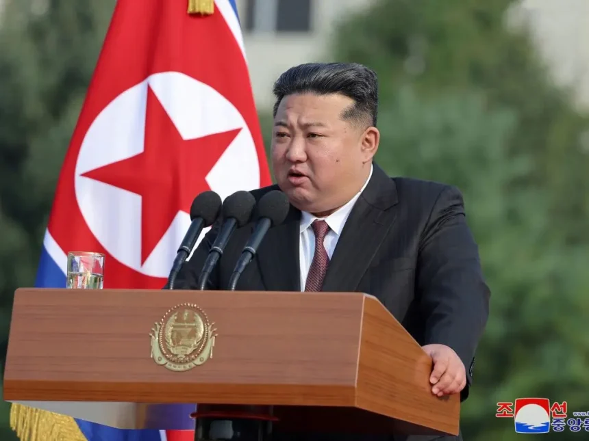 كيم يوجّه بتوسيع القدرات النووية لكوريا الشمالية ويهاجم المناورات الأمريكية الكورية الجنوبية