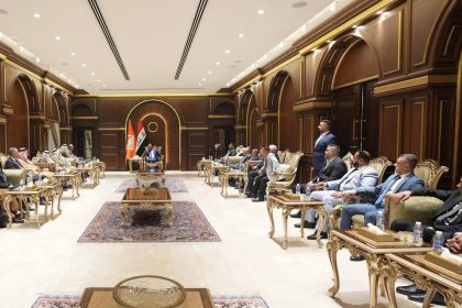 الرئيس الحلبوسي يبحث مع شيوخ ووجهاء نينوى الانتخابات المقبلة وأهمية المشاركة الفاعلة فيها