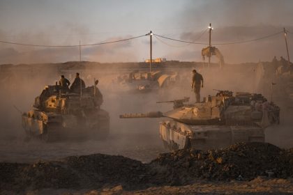 إعلام عبري: هجوم غير مسبوق على موقع عسكري إسرائيلي في جنوب غزة ومحاولة أسر جنود