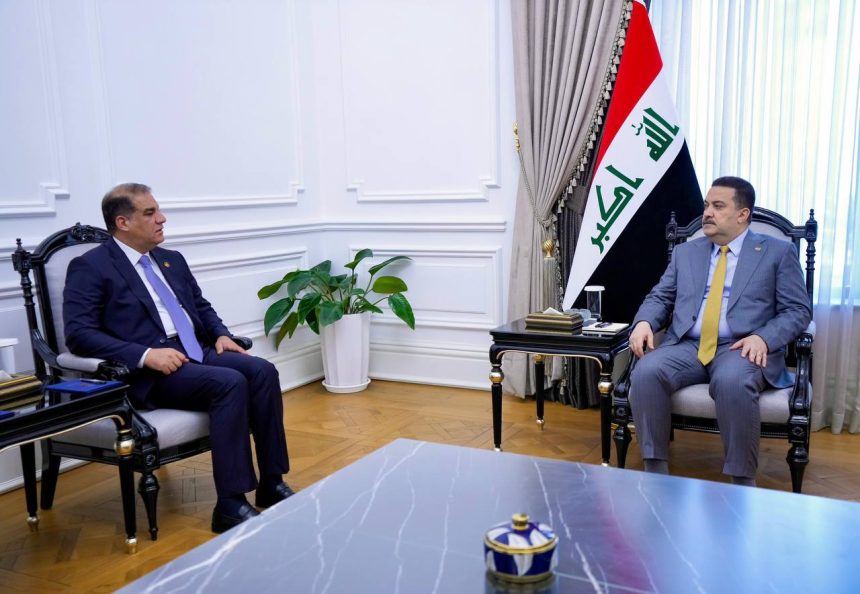 السوداني يؤكد المضي بإجراءات توزيع قطع الأراضي بين المعلمين وموظفي وزارة التربية