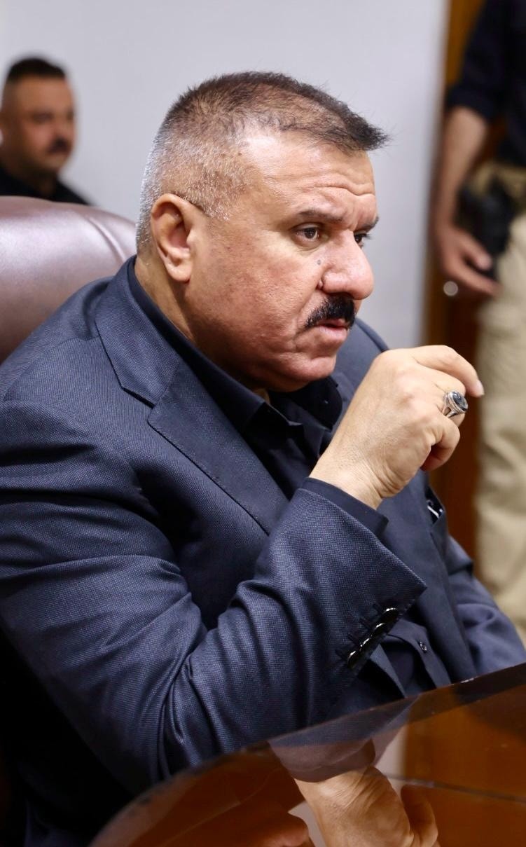 وزير الداخلية