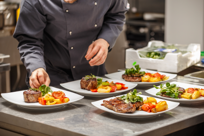 صفقة جديدة.. خبرات المطاعم اللبنانية مقابل النفط العراقي