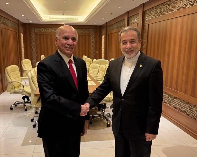 وزير الخارجية ونظيره الإيراني يبحثان إمكانية عودة طهران إلى طاولة المفاوضات مع واشنطن